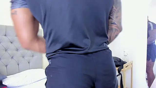 Snapshot of bruno_miller_ chatting on March 8, 2026, 2:04 am bruno miller online show from March 8, 2026, 2:04 am