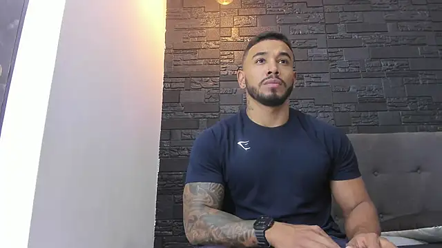 Snapshot of bruno_miller_ chatting on November 14, 2025, 8:56 pm bruno miller online show from November 14, 2025, 8:56 pm