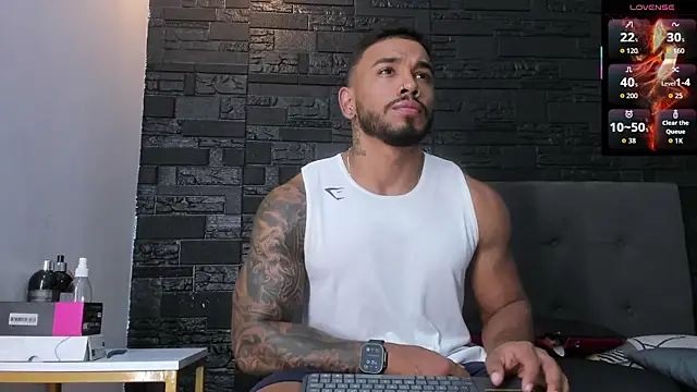 Snapshot of bruno_miller_ chatting on October 17, 2025, 8:21 pm bruno miller online show from October 17, 2025, 8:21 pm