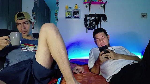 Snapshot of Nymphobuddies chatting on March 22, 2026, 5:14 pm Nymphobuddies online show from March 22, 2026, 5:14 pm