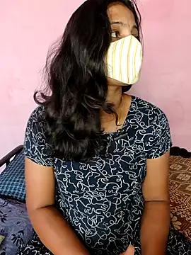 Tamil Shalini Lustyy online show from September 18, 2025, 5:32 am