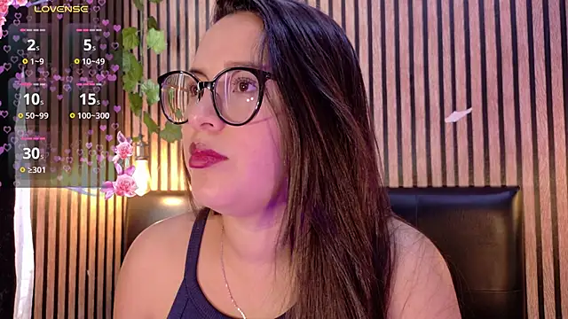Victoria Ponce1 online show from September 25, 2025, 8:37 pm