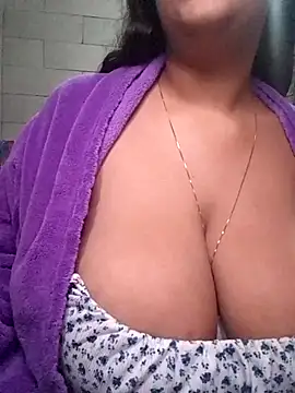 Snapshot of Babydol18_ chatting on October 21, 2025, 1:49 am Babydol18 online show from October 21, 2025, 1:49 am