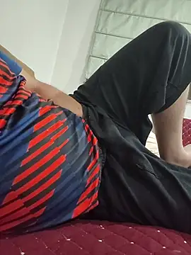 Snapshot of samee00721 chatting on April 1, 2026, 5:21 pm samee00721 online show from April 1, 2026, 5:21 pm