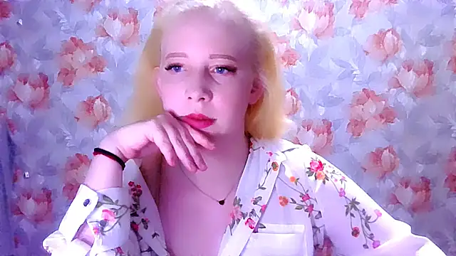 MelxMellie online show from June 15, 2026, 6:29 pm