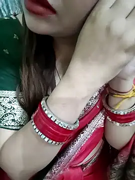 Snapshot of Mayuri77 chatting on May 11, 2026, 6:04 am Mayuri77 online show from May 11, 2026, 6:04 am