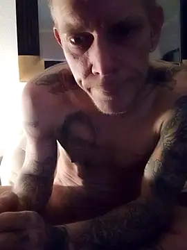 Tattooguy 86 online show from November 30, 2025, 2:29 pm