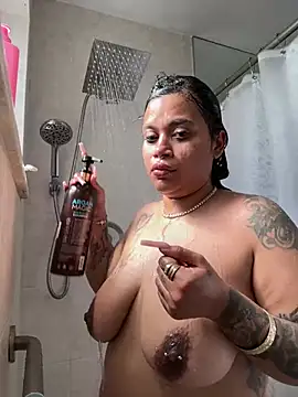 Snapshot of shyfr34k chatting on February 13, 2025, 6:26 pm shyfr34k online show from February 13, 2025, 6:26 pm