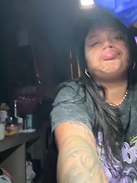 Snapshot of shyfr34k chatting on March 5, 2025, 11:27 pm shyfr34k online show from March 5, 2025, 11:27 pm