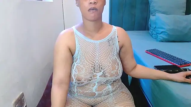 LolaTwerksXX online show from April 28, 2026, 12:53 pm