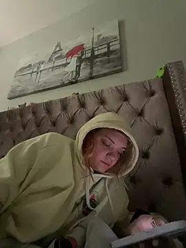 tayweird online show from January 31, 2025, 4:06 pm