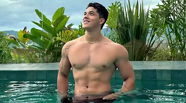 TravisJoplinn online show from March 21, 2025, 11:01 pm