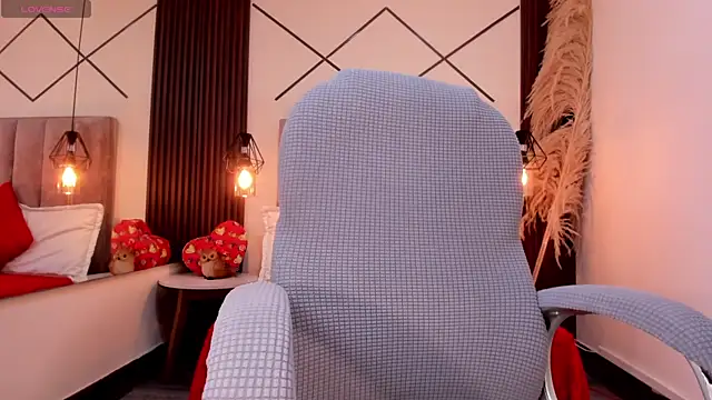 Snapshot of cami_rouxxx_ chatting on July 16, 2026, 10:18 pm cami rouxxx online show from July 16, 2026, 10:18 pm