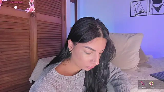 Snapshot of 777AylinZ chatting on October 15, 2025, 11:18 am 777AylinZ online show from October 15, 2025, 11:18 am