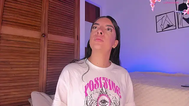 Snapshot of 777AylinZ chatting on October 10, 2025, 11:22 am 777AylinZ online show from October 10, 2025, 11:22 am