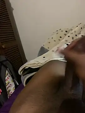 Snapshot of GangsterCouple-Aimy-Jonny chatting on February 24, 2026, 9:15 pm GangsterCouple-Aimy-Jonny online show from February 24, 2026, 9:15 pm