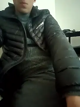 Snapshot of EE9EE9 chatting on January 9, 2026, 3:30 pm EE9EE9 online show from January 9, 2026, 3:30 pm