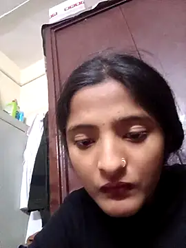 BabySlimmy10 online show from December 2, 2025, 7:37 pm