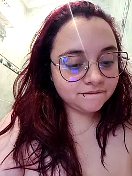 Snapshot of CURVY-HORNY chatting on April 18, 2026, 9:37 pm CURVY-HORNY online show from April 18, 2026, 9:37 pm
