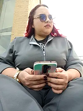Snapshot of CURVY-HORNY chatting on April 29, 2026, 8:59 pm CURVY-HORNY online show from April 29, 2026, 8:59 pm