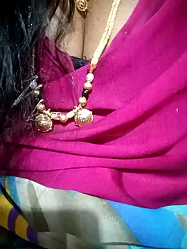 Snapshot of Cute-chinny chatting on February 2, 2025, 2:45 pm Cute-chinny online show from February 2, 2025, 2:45 pm