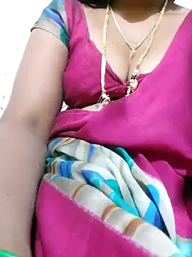 Snapshot of Cute-chinny chatting on January 17, 2025, 11:18 pm Cute-chinny online show from January 17, 2025, 11:18 pm