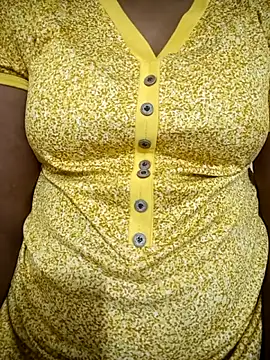 Snapshot of Cute-chinny chatting on June 22, 2026, 9:45 pm Cute-chinny online show from June 22, 2026, 9:45 pm