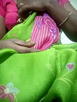 Snapshot of Cute-chinny chatting on January 29, 2025, 5:24 pm Cute-chinny online show from January 29, 2025, 5:24 pm
