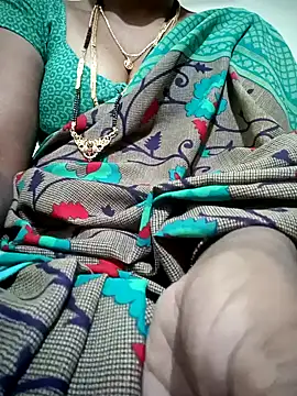 Snapshot of Cute-chinny chatting on January 19, 2025, 8:41 pm Cute-chinny online show from January 19, 2025, 8:41 pm