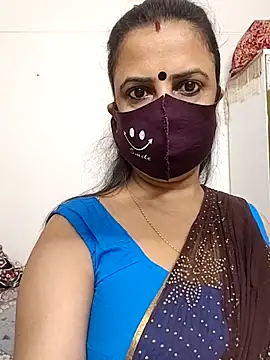 Snapshot of Cute-manisha chatting on April 24, 2026, 1:07 am Cute-manisha online show from April 24, 2026, 1:07 am
