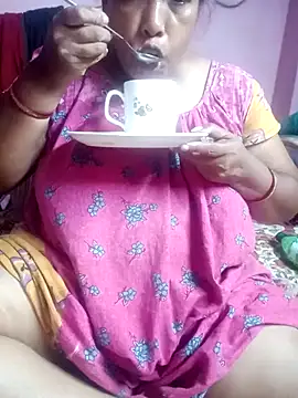 Snapshot of Hotty-rumi chatting on October 22, 2025, 4:28 pm Hotty-rumi online show from October 22, 2025, 4:28 pm