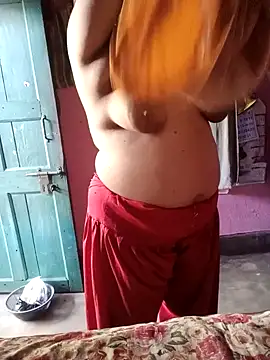 Snapshot of Hotty-rumi chatting on October 11, 2025, 4:57 am Hotty-rumi online show from October 11, 2025, 4:57 am