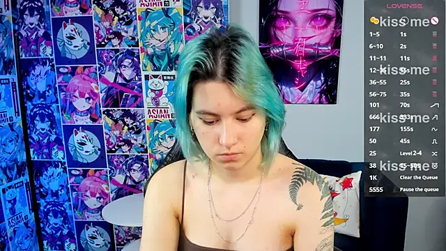 Snapshot of Bonni_Meiz chatting on October 18, 2025, 4:14 am Bonni Meiz online show from October 18, 2025, 4:14 am