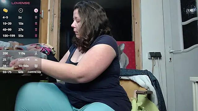 Snapshot of KasiaPrivat chatting on December 25, 2024, 5:58 pm KasiaPrivat online show from December 25, 2024, 5:58 pm