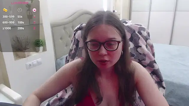 Cutie Emily online show from September 28, 2025, 3:08 pm