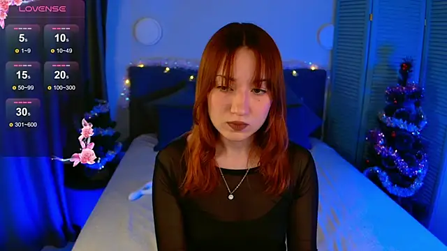 Snapshot of Maddy_Garcia chatting on December 16, 2025, 12:59 am Maddy Garcia online show from December 16, 2025, 12:59 am