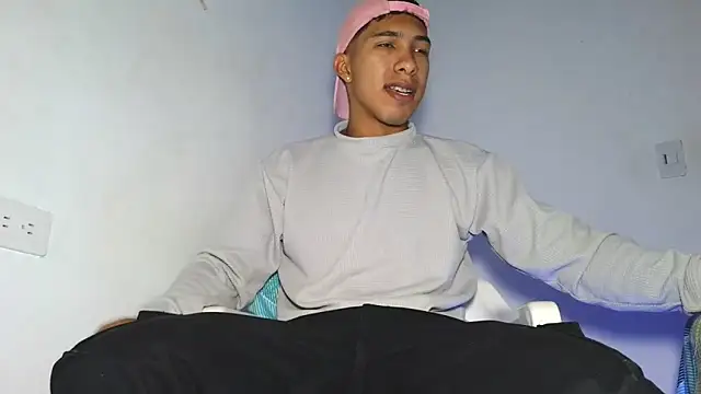 Snapshot of maximo_vega_newv chatting on March 19, 2026, 8:31 pm maximo vega newv online show from March 19, 2026, 8:31 pm