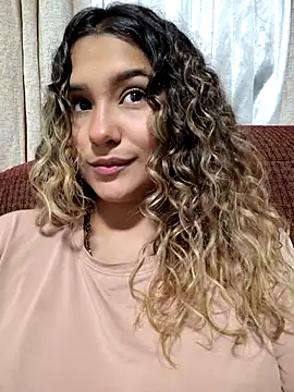 Snapshot of BrendaGirs chatting on November 13, 2025, 2:37 am BrendaGirs online show from November 13, 2025, 2:37 am