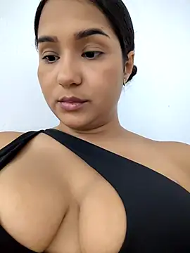 Snapshot of BrendaGirs chatting on March 21, 2026, 2:24 am BrendaGirs online show from March 21, 2026, 2:24 am