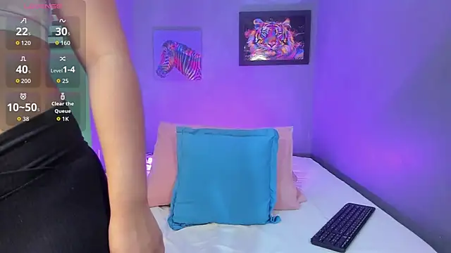 PammelaRoss1 online show from May 5, 2026, 5:16 pm