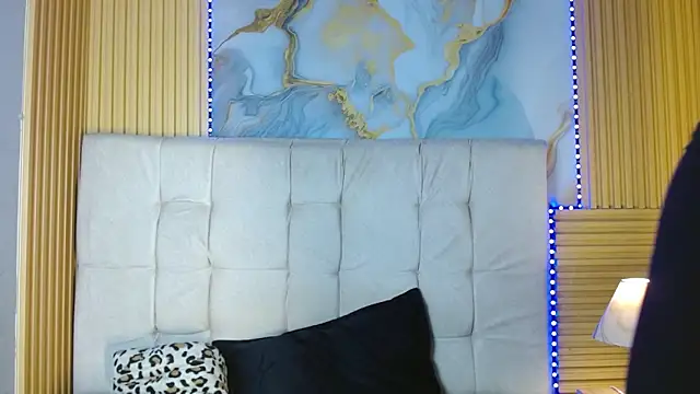 Snapshot of muriell303av chatting on December 14, 2025, 3:24 am muriell303av online show from December 14, 2025, 3:24 am