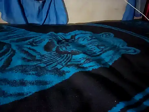 manuamador online show from January 17, 2025, 4:28 am