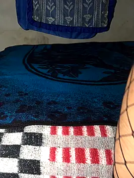 manuamador online show from October 14, 2025, 3:29 am