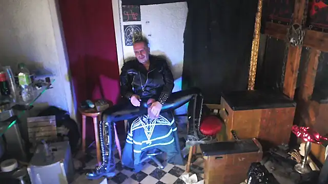 Snapshot of BULGEDEMON chatting on February 11, 2026, 10:48 am BULGEDEMON online show from February 11, 2026, 10:48 am