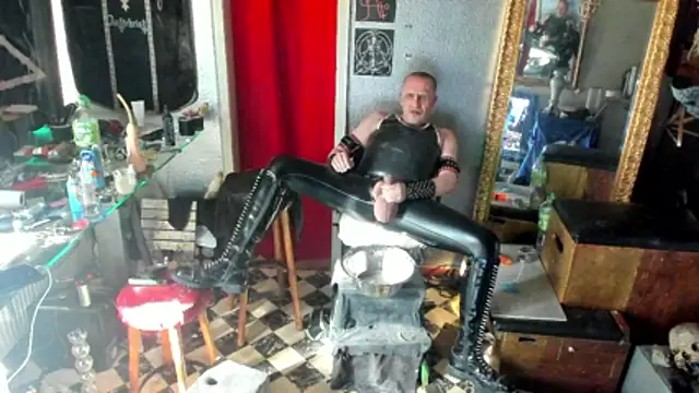 Snapshot of BULGEDEMON chatting on March 20, 2026, 2:51 pm BULGEDEMON online show from March 20, 2026, 2:51 pm