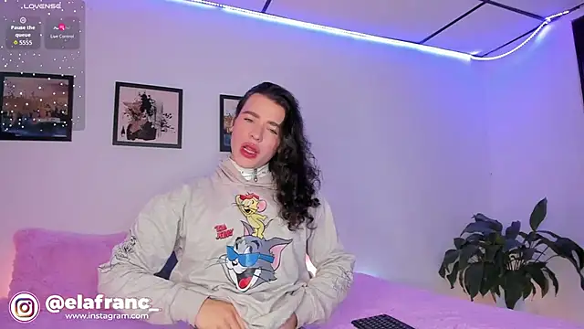 elafranco  online show from January 13, 2026, 3:43 am