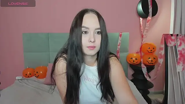 BeatriceReeves online show from October 17, 2025, 1:20 am