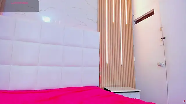 Snapshot of aggy_castel chatting on March 10, 2026, 1:26 pm aggy castel online show from March 10, 2026, 1:26 pm