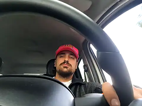 salvat22 online show from September 25, 2025, 2:01 pm