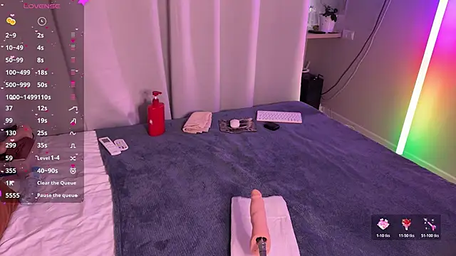 Snapshot of Walt_Enjoy chatting on November 18, 2025, 6:11 pm Walt Enjoy online show from November 18, 2025, 6:11 pm